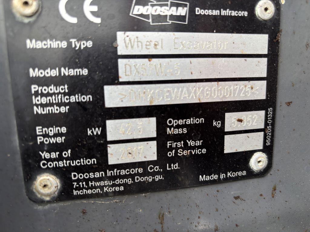 Doosan DX57W-5 Mobilbagger