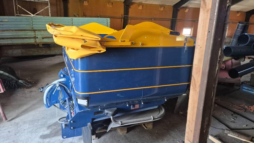 Bogballe L20 Mineral spreaders
