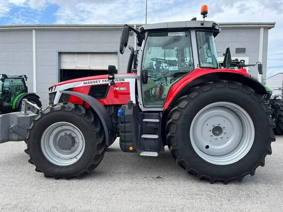 Massey Ferguson 7S.180 Dyna-6/Frontlyft 3.2t/Demo Traktorer