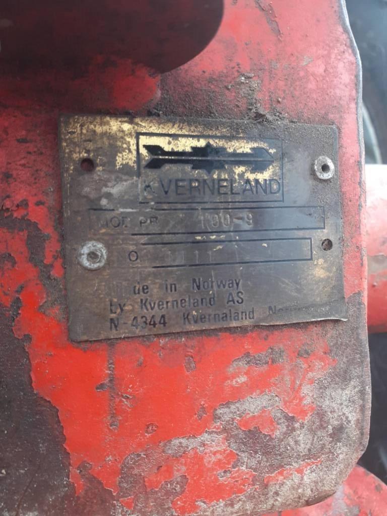 Kverneland PB100-9 Variomat Reversible ploughs