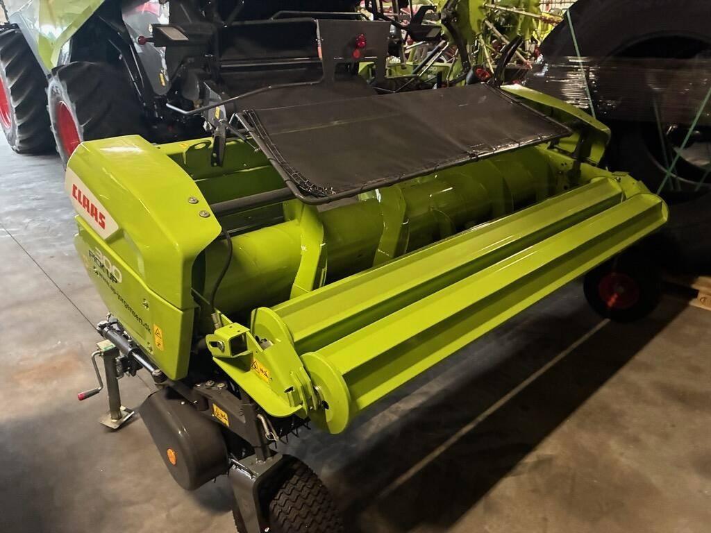 CLAAS PICK UP 300 Self-propelled foragers