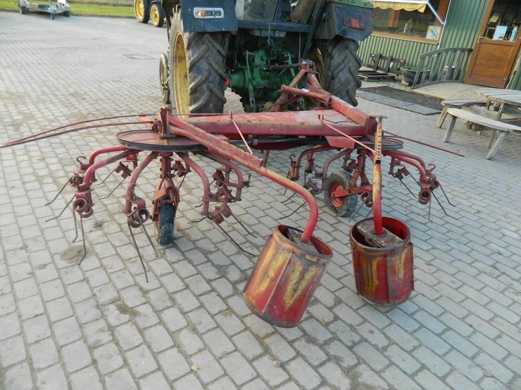 JF CR 320 Grābekļi un siena ārdītāji