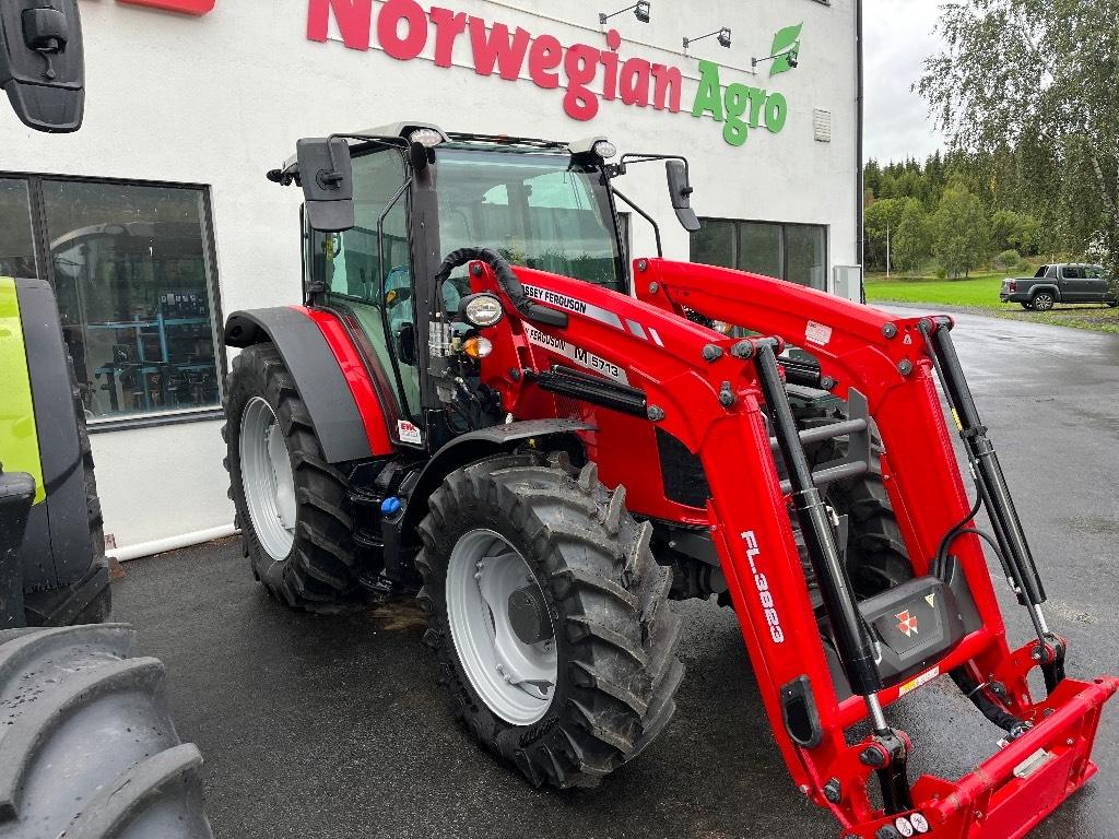 Massey Ferguson 5713M Tractores