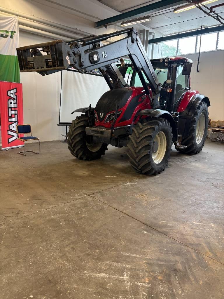 Valtra T 174 Traktorer