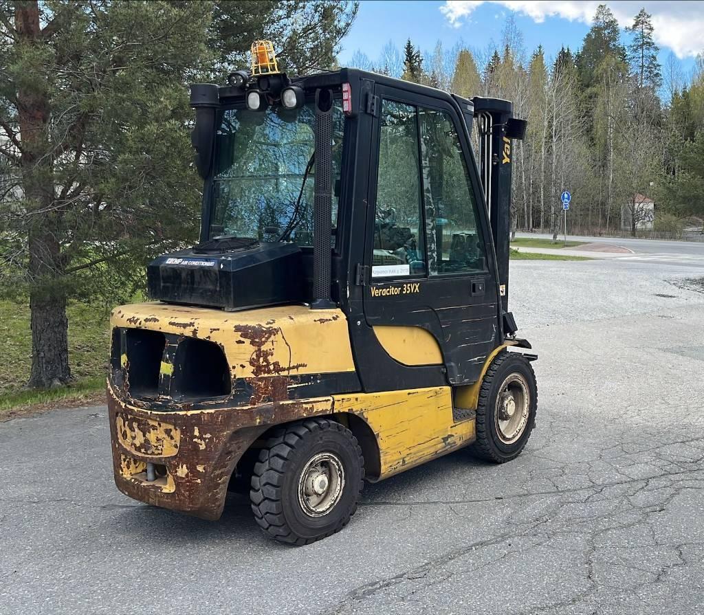 Yale GDP 35 VX Dieseltrukit