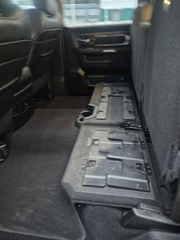 Dodge Ram 1500 Flakbilar/Pickuper