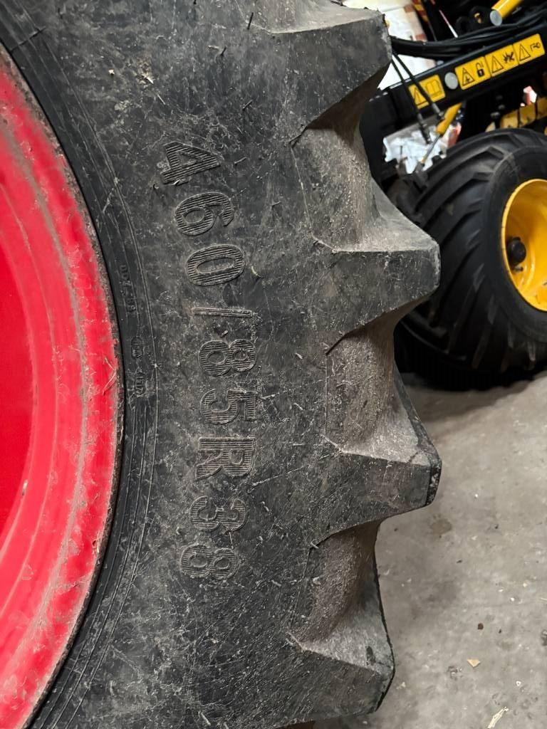 Petlas 460/85 R38 Neumáticos, ruedas y llantas