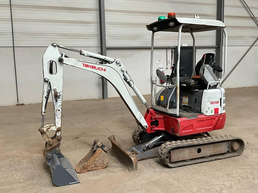 Takeuchi TB 215 R Miniescavatori