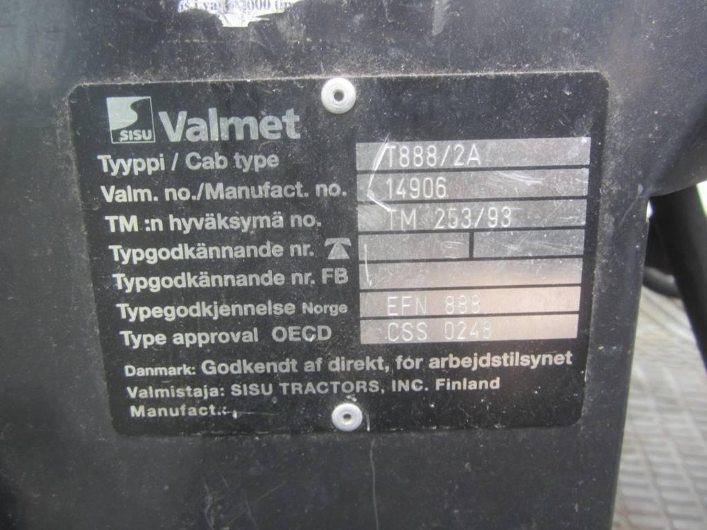 Valmet 6400 Traktori + Etukuormain Tractors