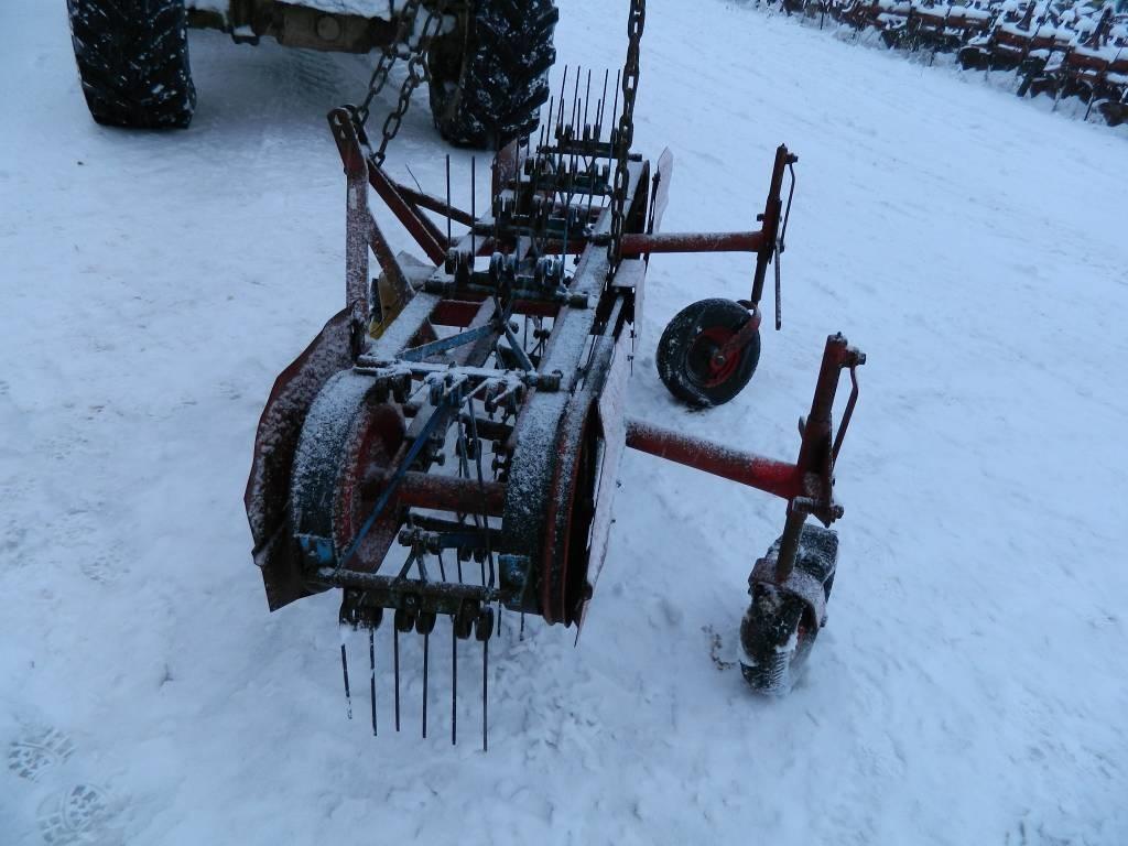 Mads Amby 220 Grābekļi un siena ārdītāji