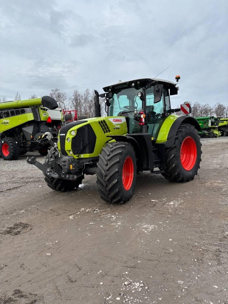 CLAAS Arion 630 CIS Traktoren