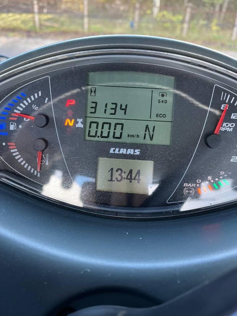 CLAAS Axion 870 Tractores