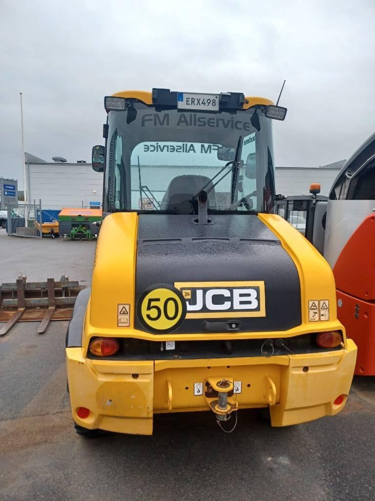 JCB 409 Redskapsbärare för lantbruk