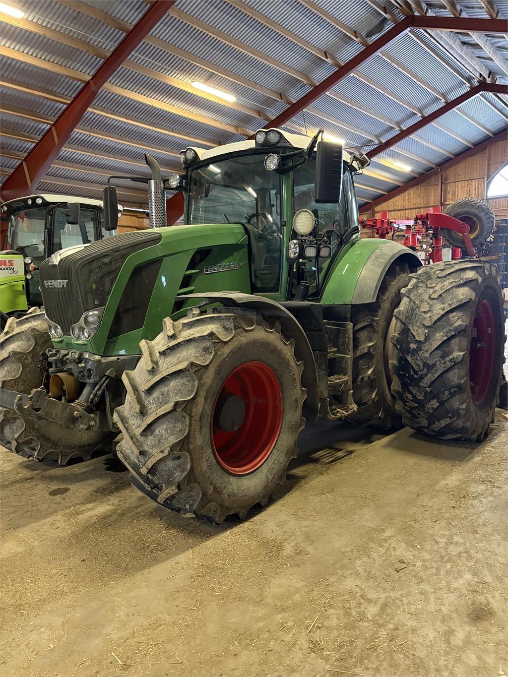 Fendt 828 VARIO Traktorer