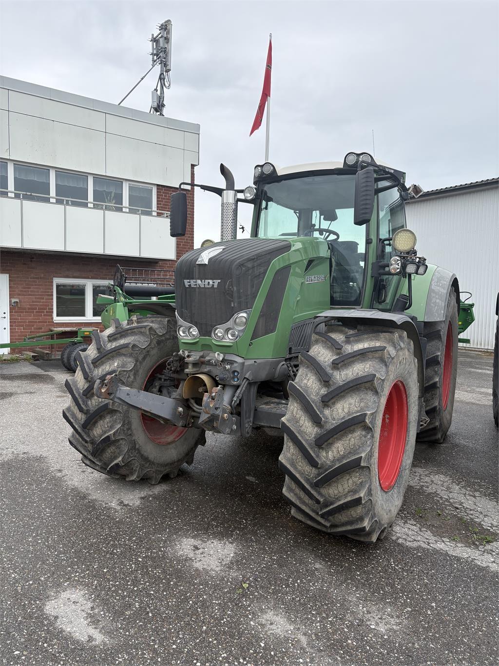 Fendt 828 VARIO Traktorer