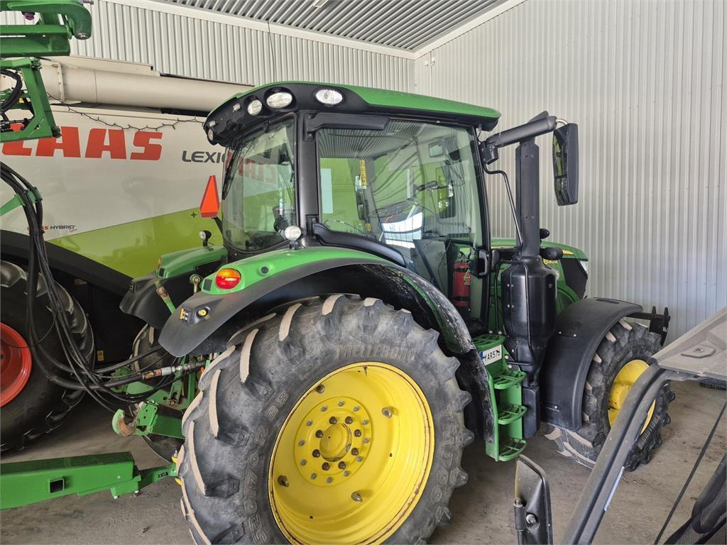 John Deere 6130R+F Traktorer