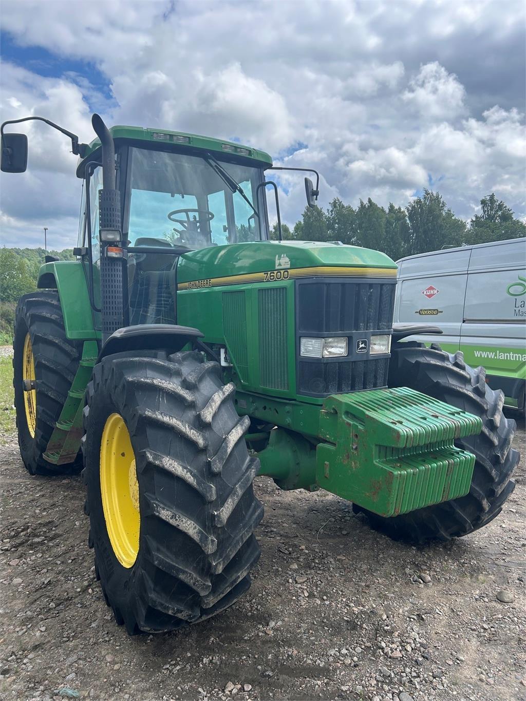 John Deere 7600 Traktorer