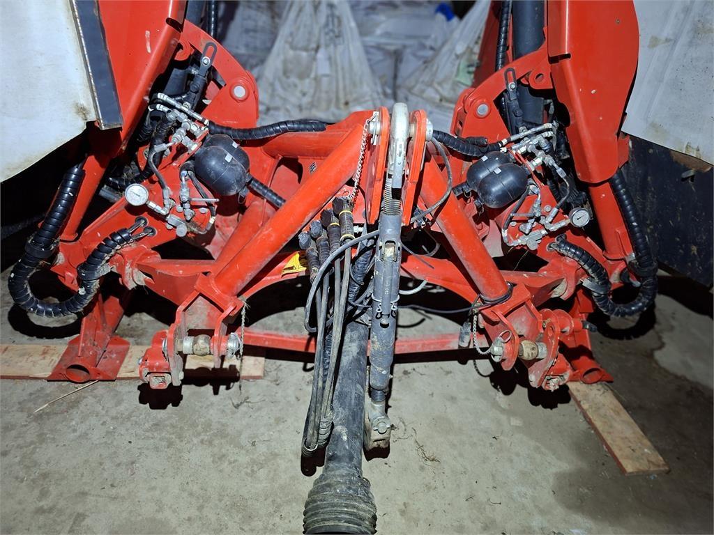 Kuhn FC 10030 D STÅLCRIMPER Slåttermaskiner