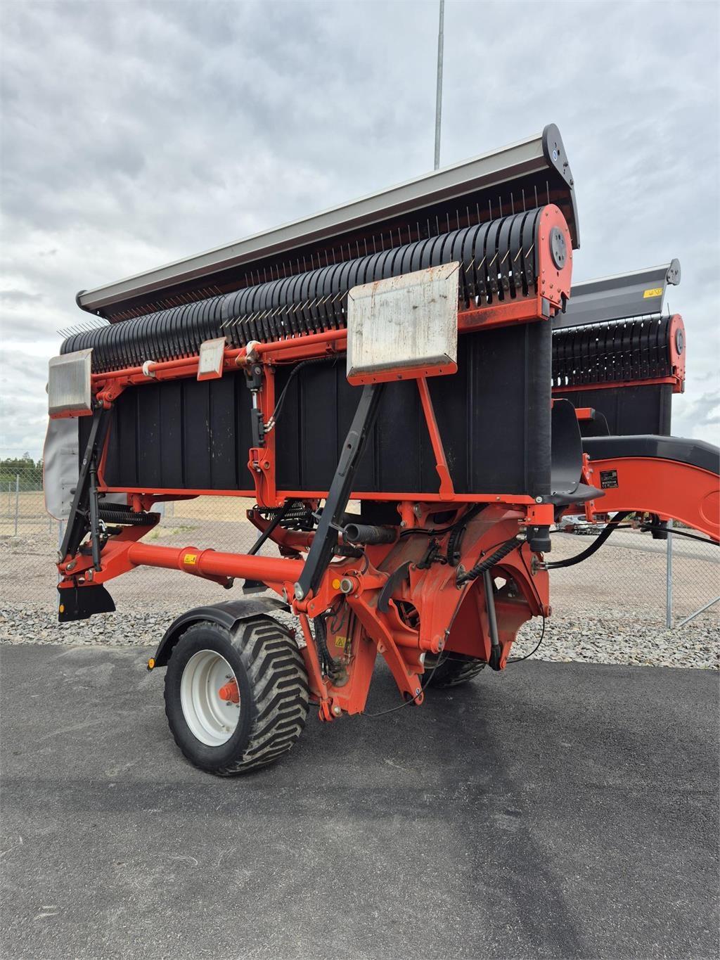 Kuhn MERGE MAXX 1090 Other forage harvesting equipment