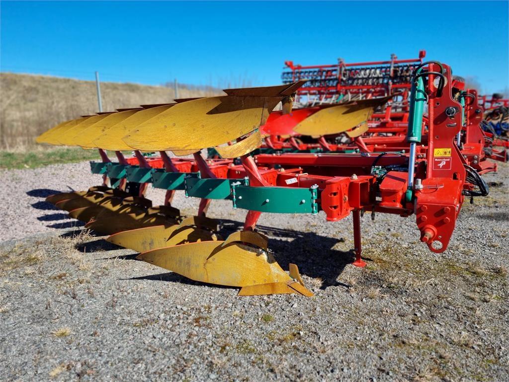 Kverneland 6 SKÄRIG ON LAND 3400S VARIOMAT Reversible ploughs