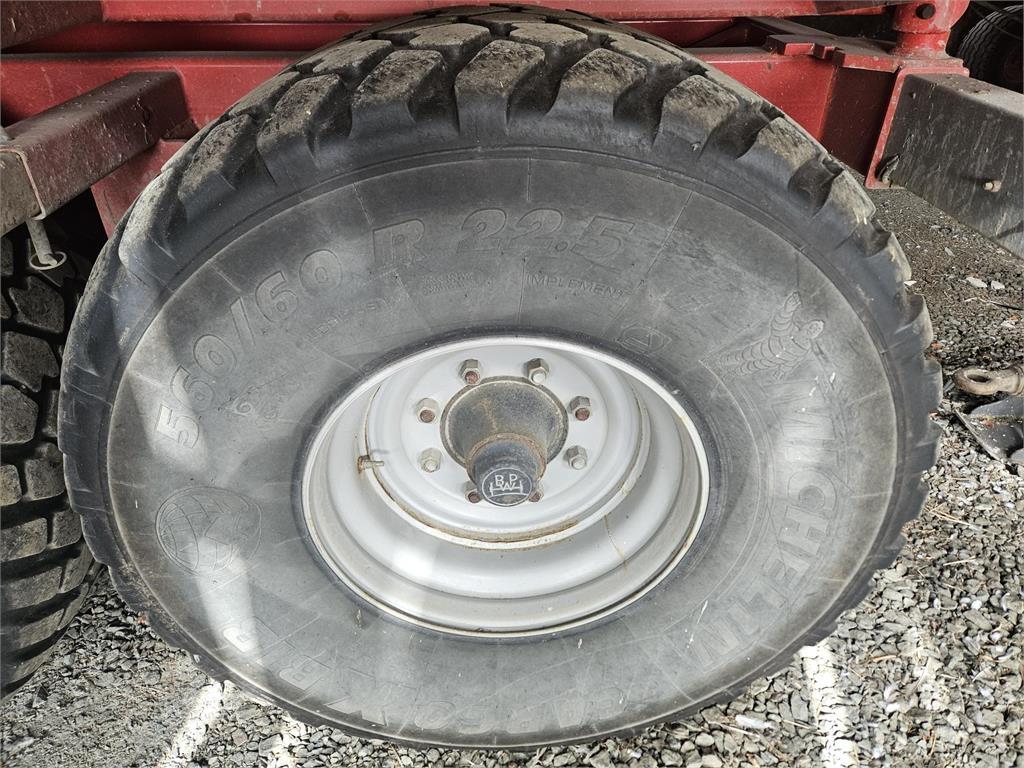 Metsjö METAX Fodervagnar