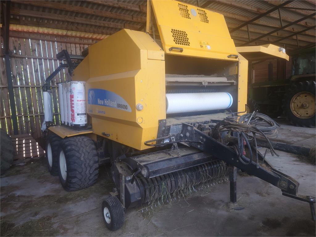 New Holland BR 6090 COMBI Rundbalspressar