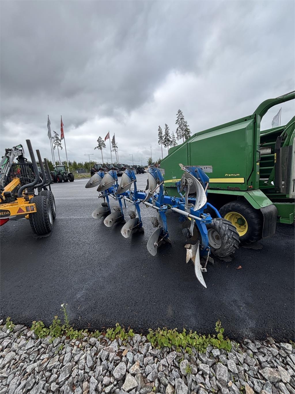 Överum VFCXP Reversible ploughs