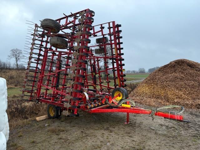 Väderstad NZA-1000 Harvar