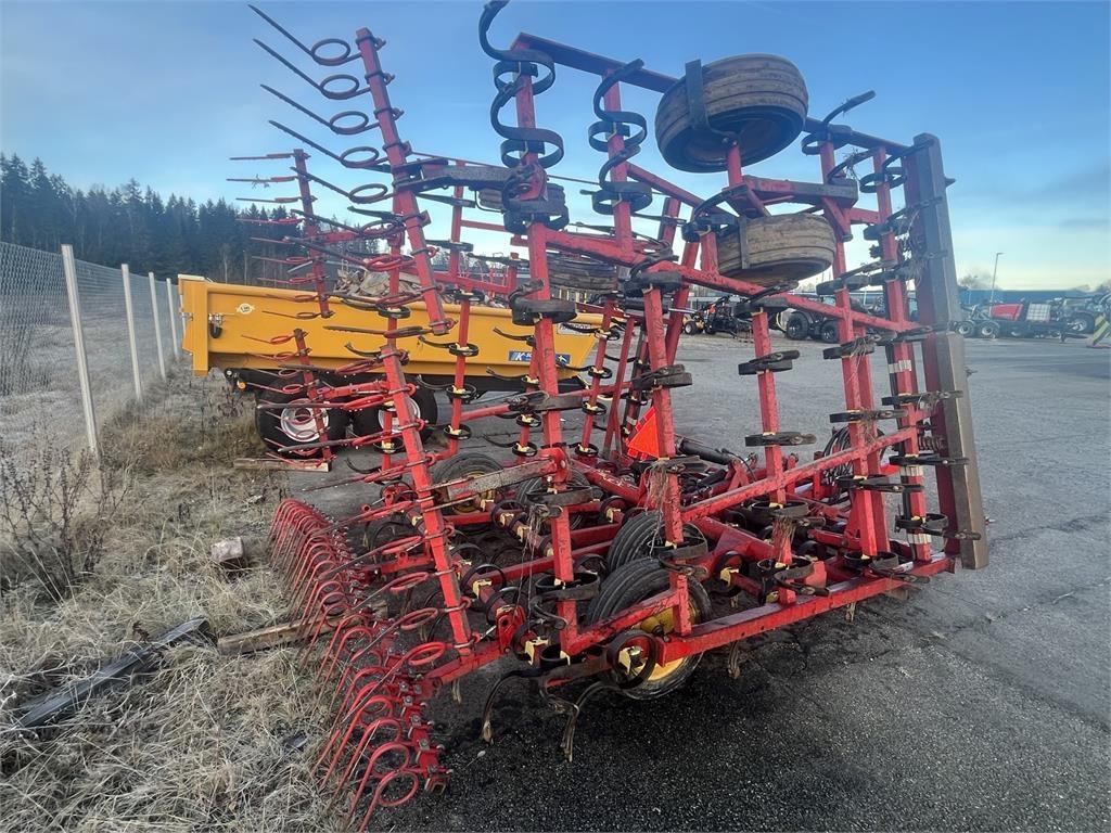 Väderstad NZE 7M Harvar