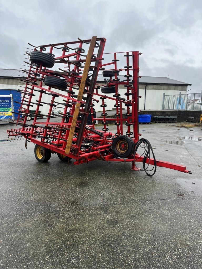 Väderstad NZE 800 Harvar