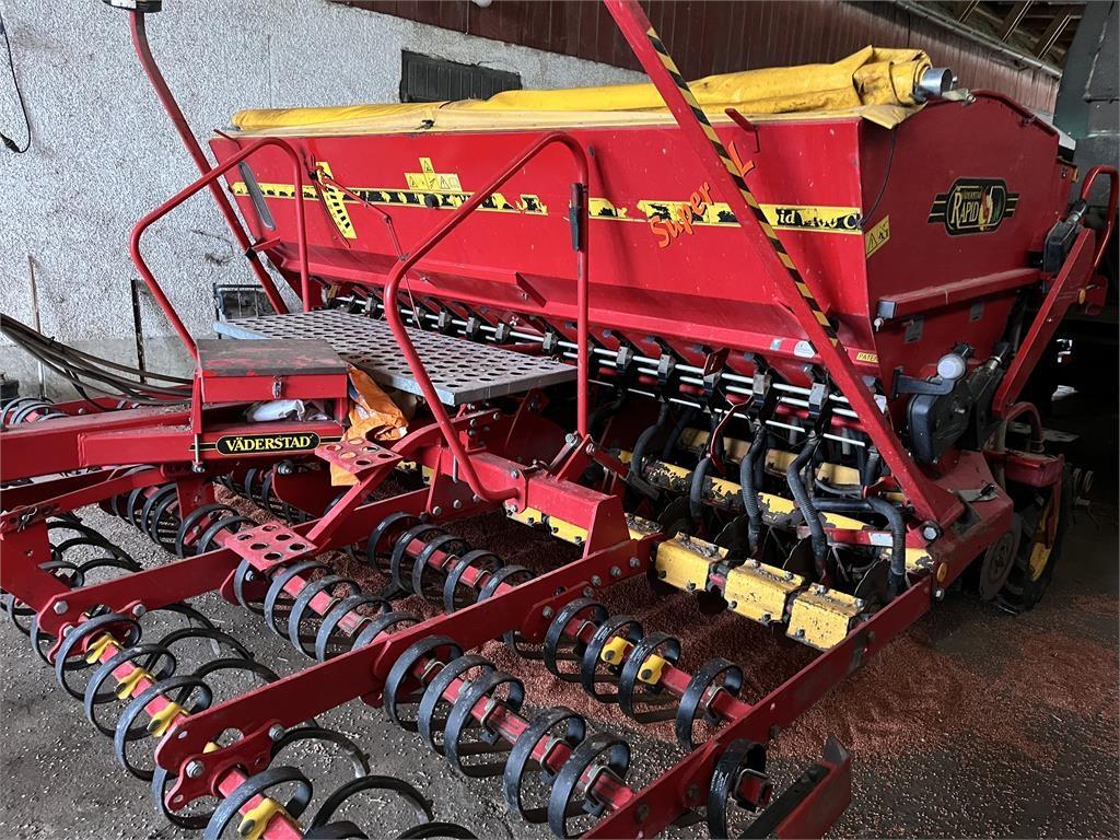 Väderstad RAPID 400 C Såmaskiner