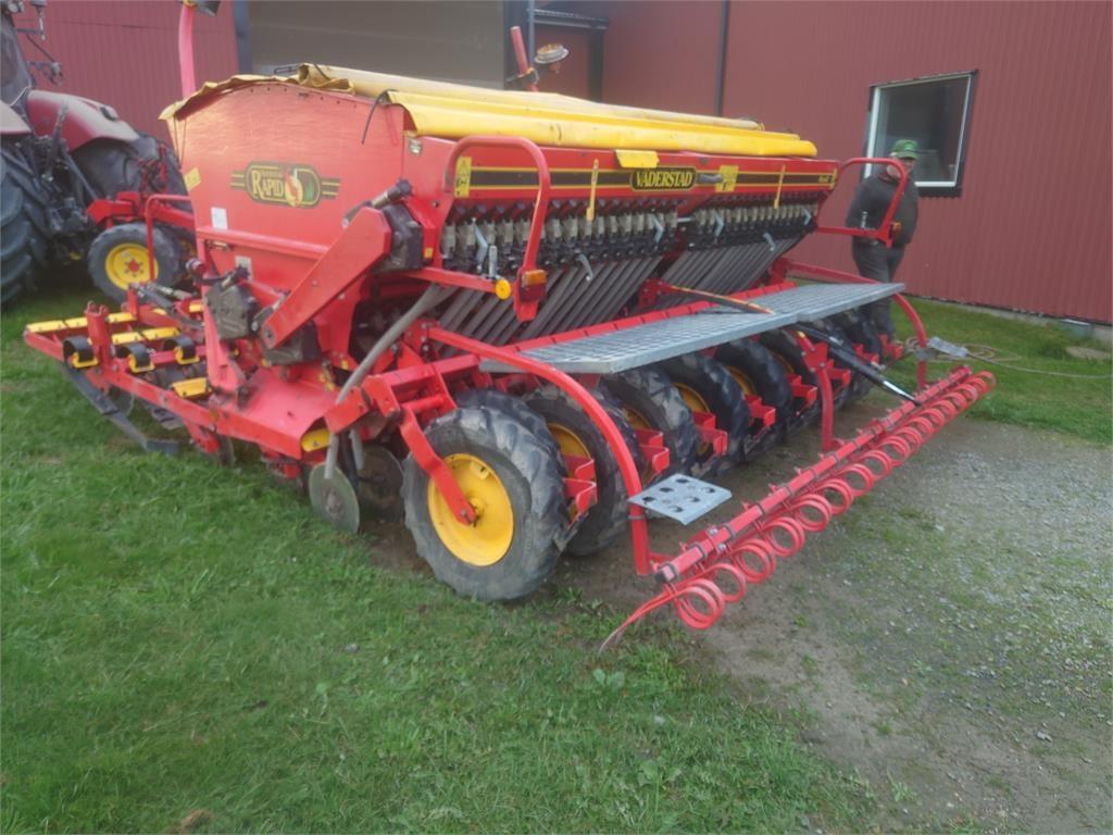 Väderstad RAPID 400 C Såmaskiner