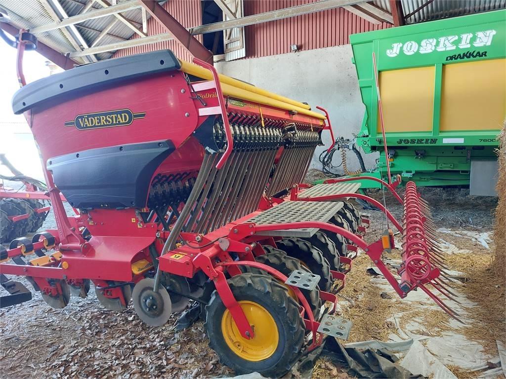 Väderstad RAPID 400 C Såmaskiner