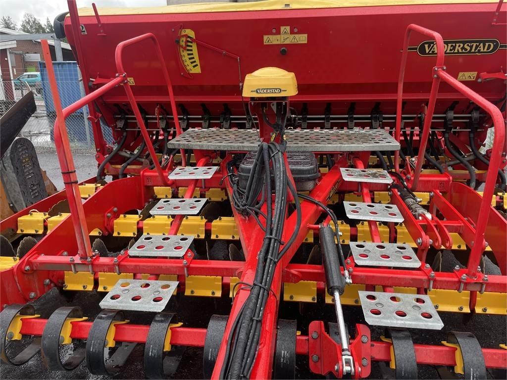 Väderstad RAPID 400 C Såmaskiner