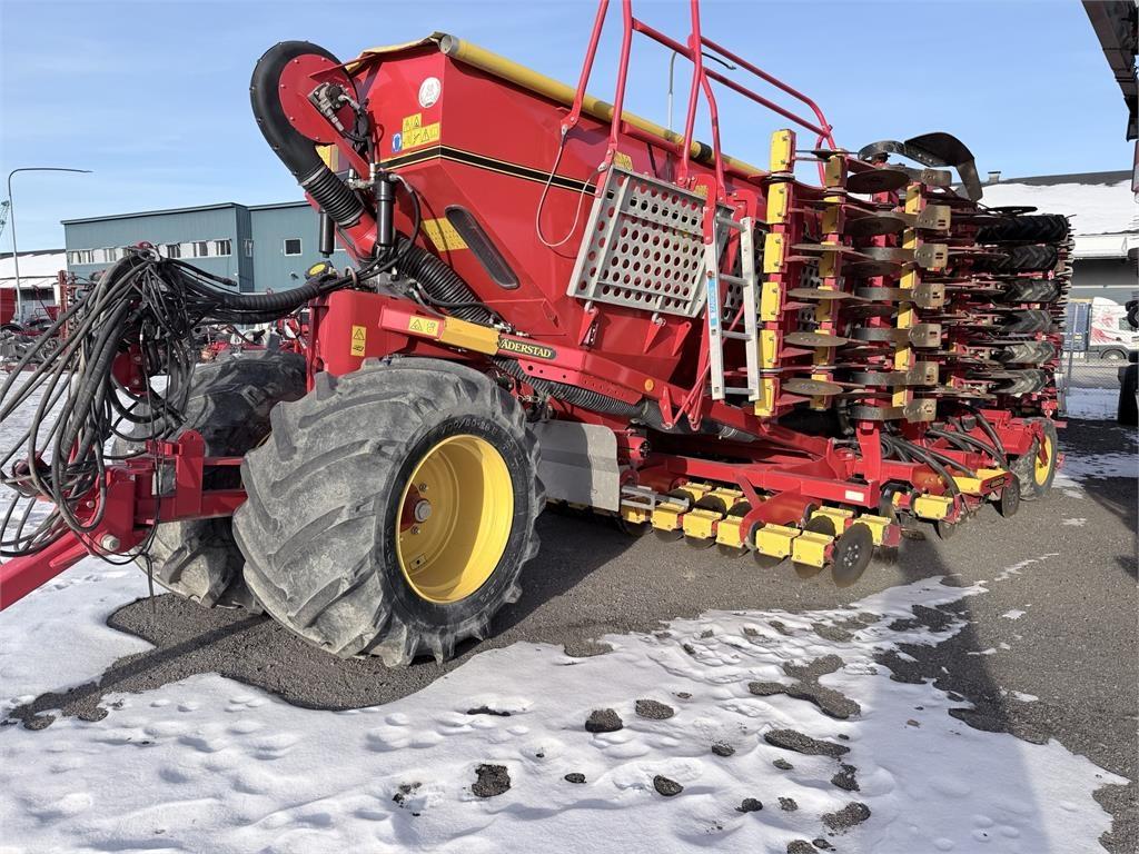 Väderstad RDA 600 C OFFSET Drills