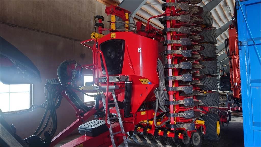 Väderstad SPIRIT 900C FIX Såmaskiner