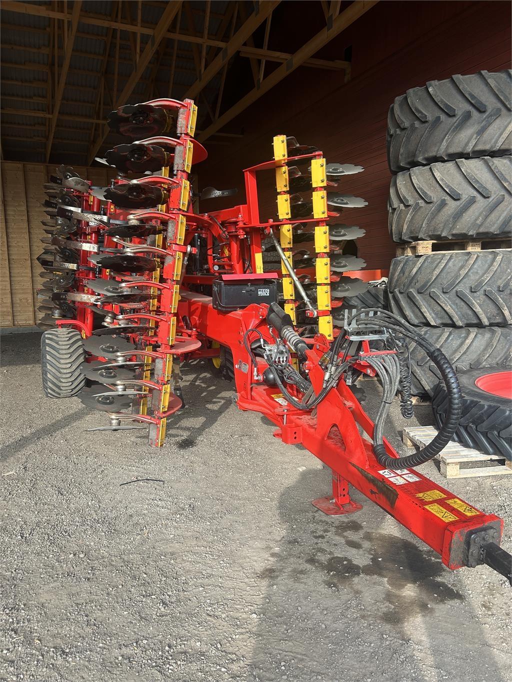 Väderstad TD500 Harrows