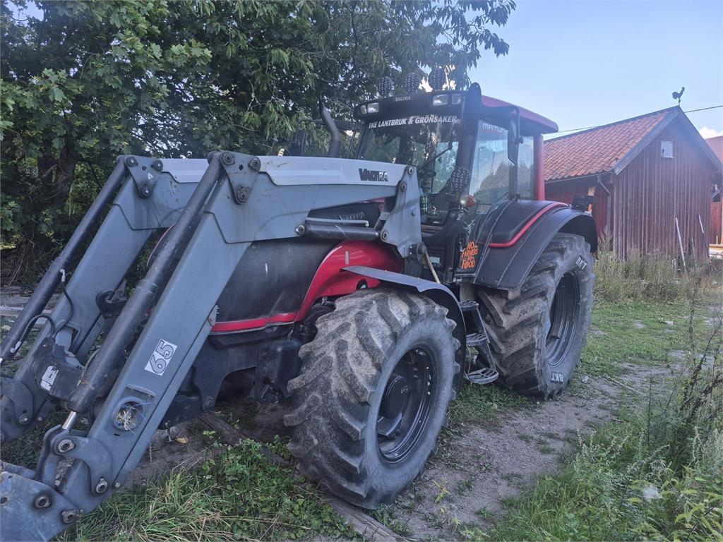 Valtra 151E HITECH Traktorer
