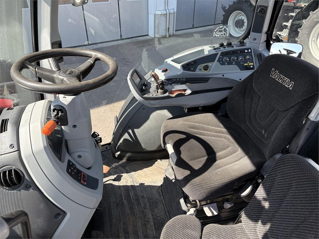 Valtra N174 VERSU+F Traktorer