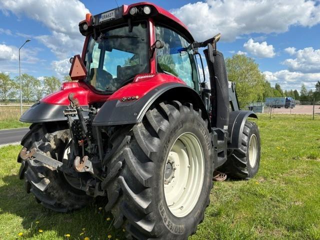 Valtra T174E VERSU Traktorer