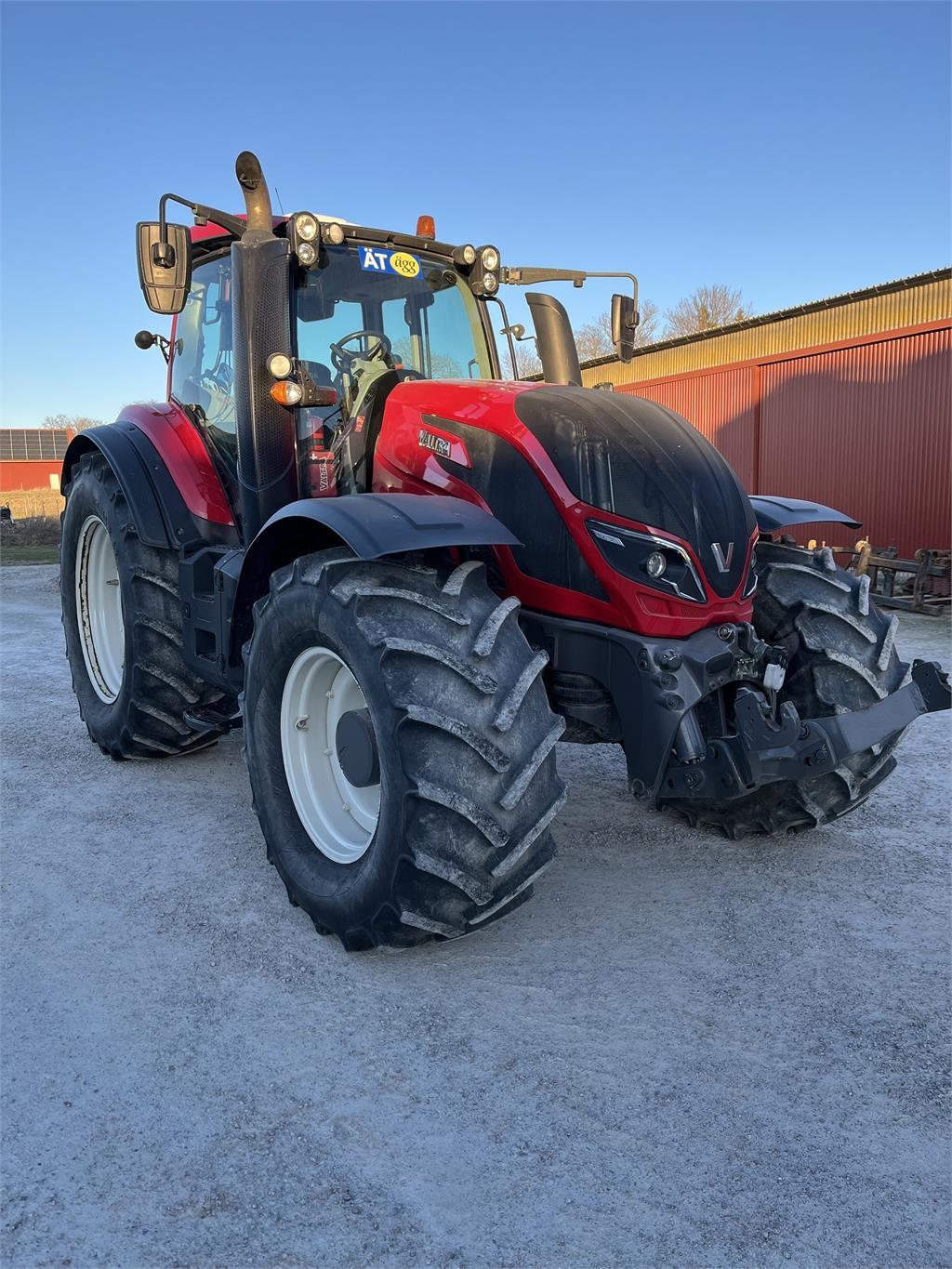 Valtra T194 VERSU SMARTTOUCH Traktorer