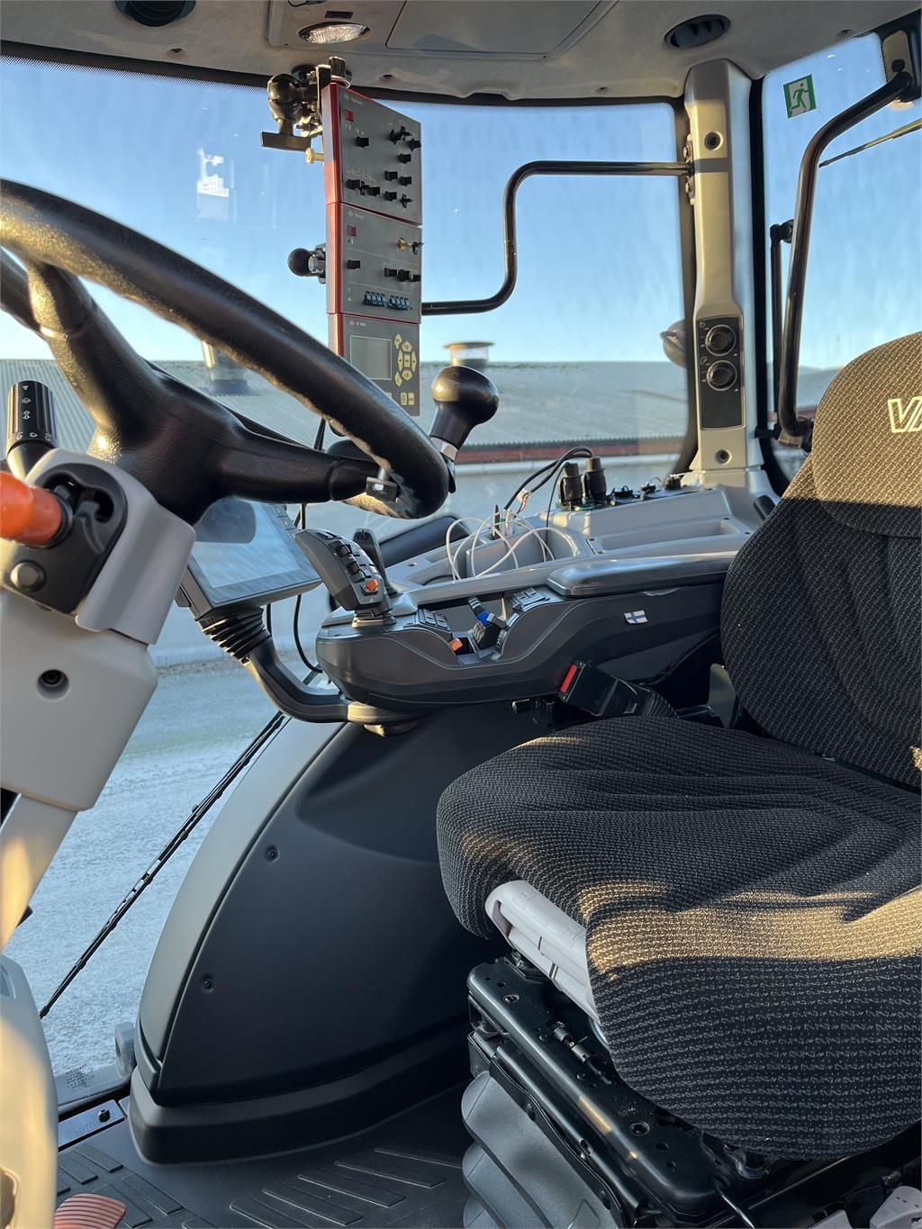 Valtra T194 VERSU SMARTTOUCH Traktorer