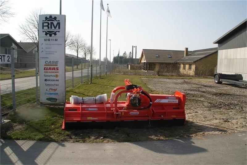 Maschio Bisonte 300 Hydraulisk side regulering Mäher