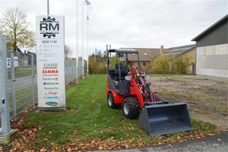 VM Loader 1026 LX Incl skovl og pallegafler Minilader