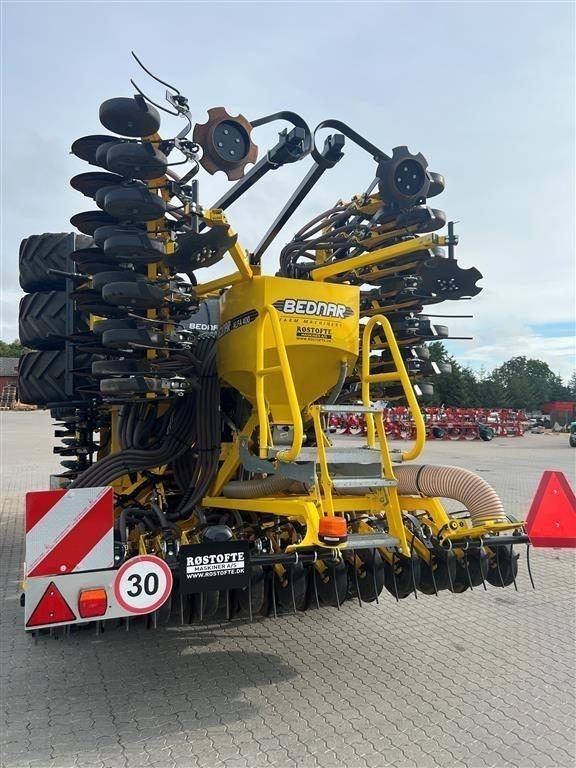 Bednar Omega OO6000 FL demo Drillmaschinen