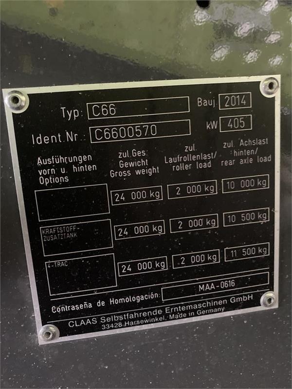 CLAAS LEXION 770 TT 40 MacDon skærebord Mähdrescher