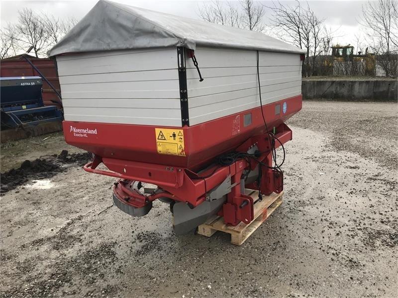 Kverneland Exacta-TL HL 3900 Mineral spreaders