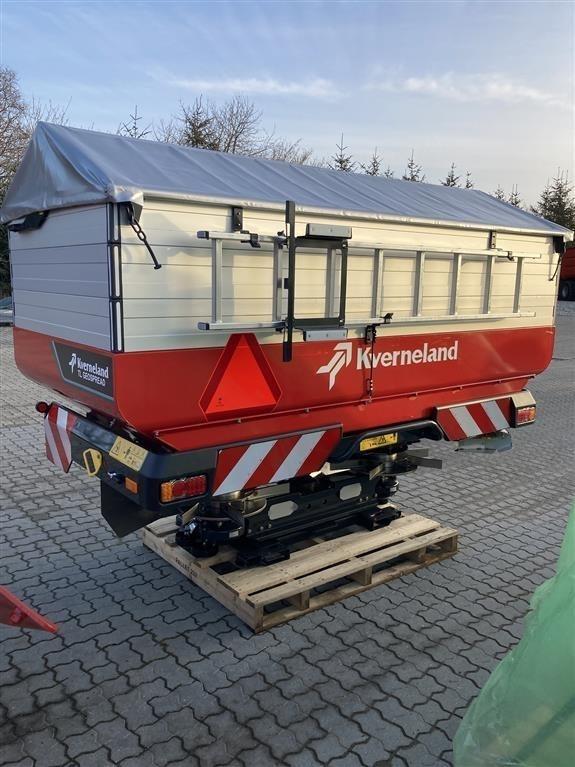 Kverneland TLX GEOSPREAD Mineraldüngerstreuer