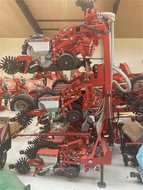 Kverneland UNICORN 18 rækker Precision sowing machines