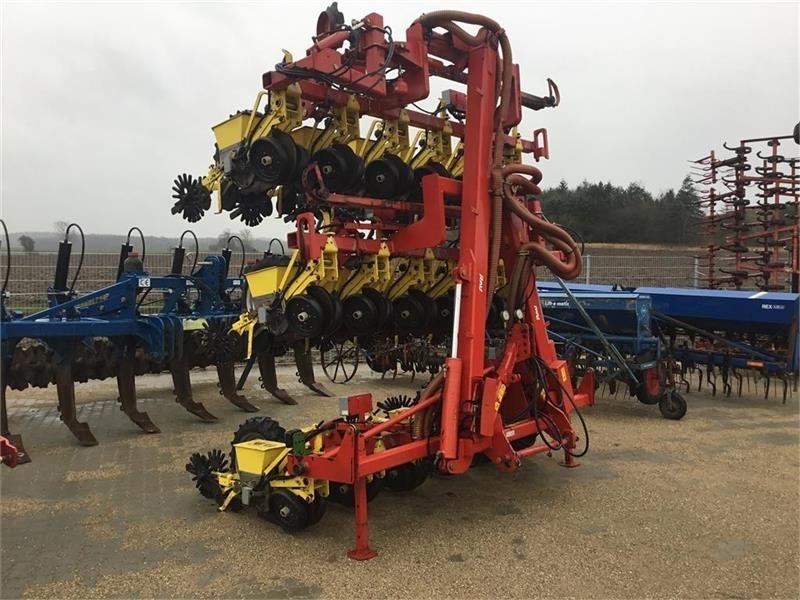 Kverneland UNICORN 18 rk. Direkte / Syncro-Drive Precision sowing machines